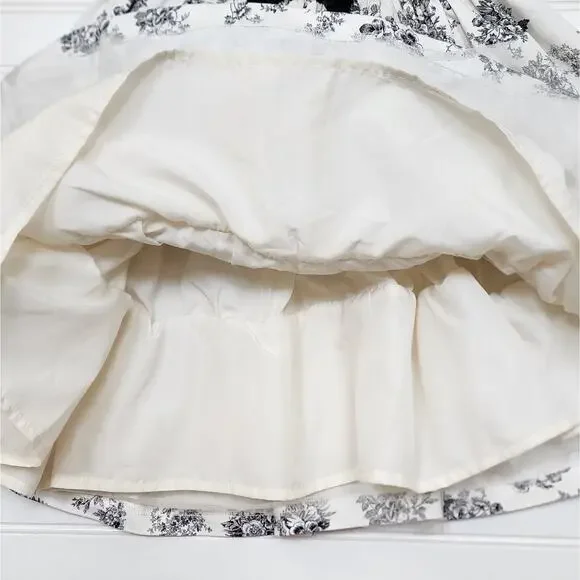 Janie and Jack Cream and Sugar Floral Toile Bow Dress - Picture 6 of 8